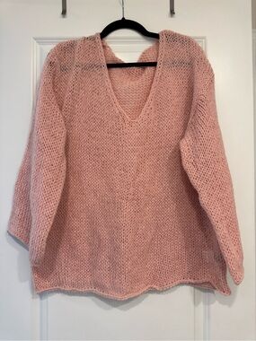 Soft V‑Neck Chunky Knit Sweater - Pink